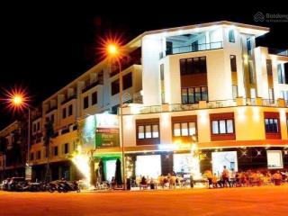 Shophouse khu đô thị phú mỹ quảng ngãi , căn gần cổng vị trí đẹp , giá tốt