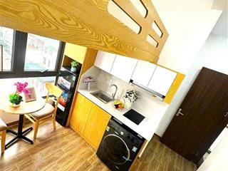 Bán tòa chdv đống đa 7t xây mới, thang máy, logoc, oto vào. doanh thu ~100tr/tháng. có gpxd, pccc