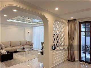 Nhà đẹp cho thuê ! biệt thự liên kế 4pn nội thất cao cấp sẵn sàng vào ở ngay giá 65 triệu.  e hải