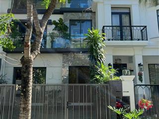 Bán biệt thư mỹ giang  phú mỹ hưng  quận 7 nhà mới  giá tốt nhất  126m2  giá bán 40.5 tỷ