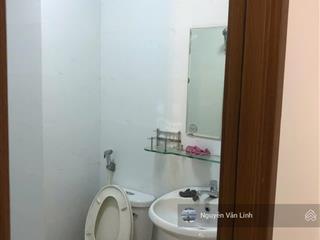 Cho thuê nhà nguyên căn đường trần hữu trang q.phú nhuận ( ngay chợ ) 4mx15m , 3 lầu , giá 17tr