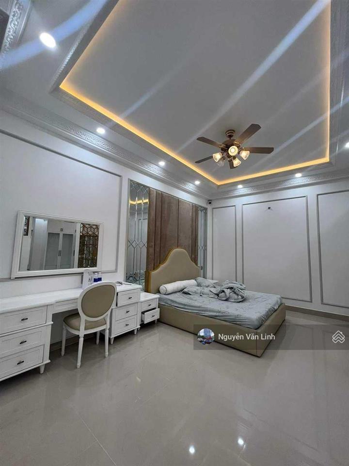 Hot! mặt tiền bàu cát p14 tân bình, 4mx18m, trệt 3 lầu, giá 14 tỷ thương lượng