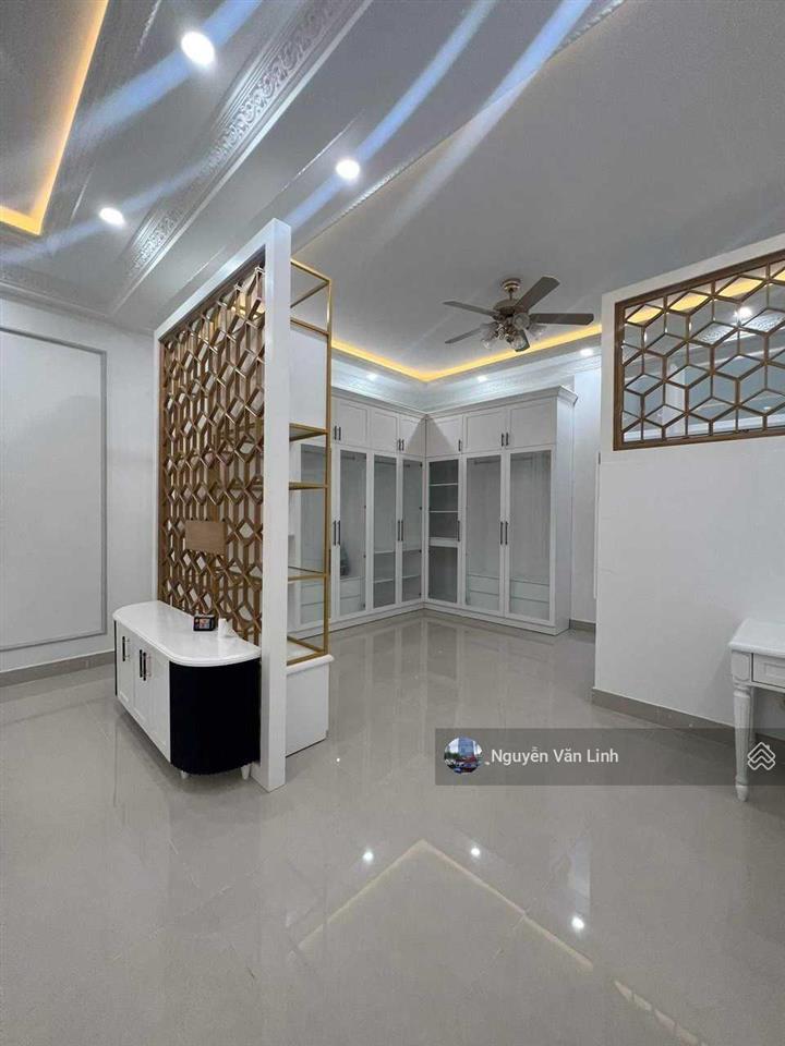 Hot! mặt tiền bàu cát p14 tân bình, 4mx18m, trệt 3 lầu, giá 14 tỷ thương lượng