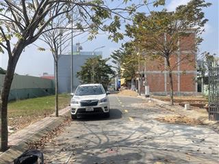Bán đất nền đường nguyễn hữu trí trungtâm bình chánh dt 52m2 giá 52tr/ m2 thổ cư 100% shr đường 10m