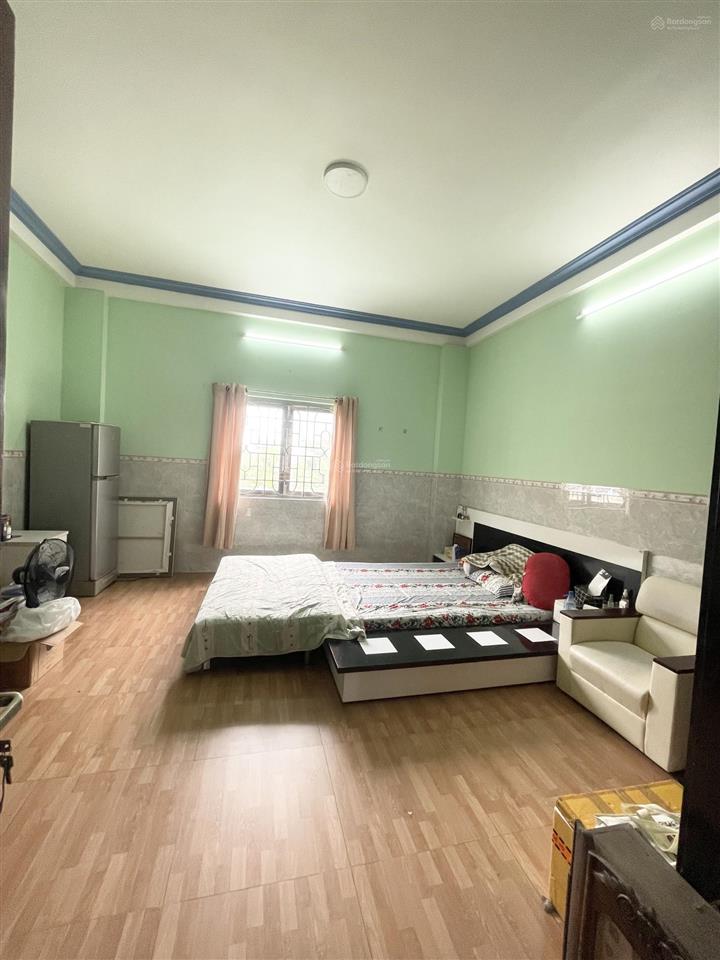 Chỉ với 9,3 tỷ có ngay căn nhà 4 tầng dtsd 234 m2 đường 20m shr p7 quận 8