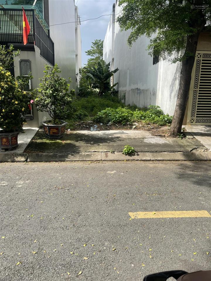 Bán đất nền p7 quận 8 đường xe tải dt 120m2 giá 37,5 triệu /1 m2