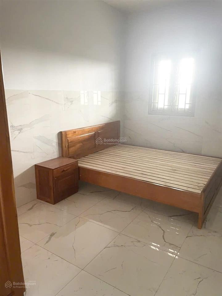 Bán khách sạn 4 tầng dt 304m2 giá siêu rẻ chỉ 11,5 tỷ mặt tiền quốc lộ 51a gần sân bay long thành