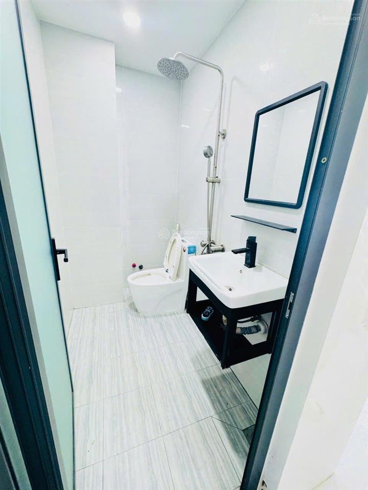Cho thuê phòng trọ có gác, mới sạch đẹp full nội thất tô ký gần chợ bà bầu, đại học lđxh gtvt 3,9tr