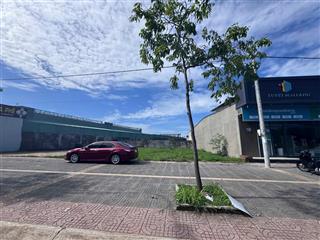 Dt 5x20,8m giá 4tỷ490 triệu, đường lớn võ văn kiệt, thành phố bà rịa cần bán gấp giá tốt