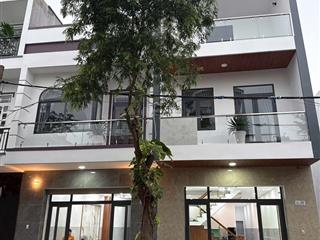 Dt 5x18 giá 5.1 tỷ, bán nhà mới xây dựng mặt tiền đường đoàn thị điểm phước nguyên  bà rịa