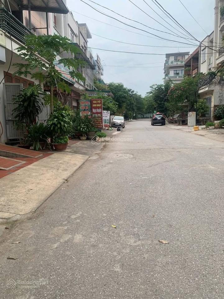 Duy nhất 01 sổ đỏ siêu đẹp tại khu dân cư phố hàng, phú thịnh, sơn tây, hn, dt 145m2