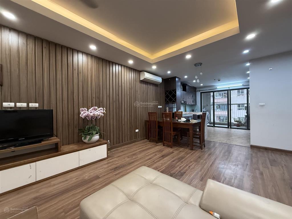 Chính chủ bán cắt lỗ căn hộ 3pn hai ban công cực mát chung cư việt đức complex giá rẻ nhất dự án