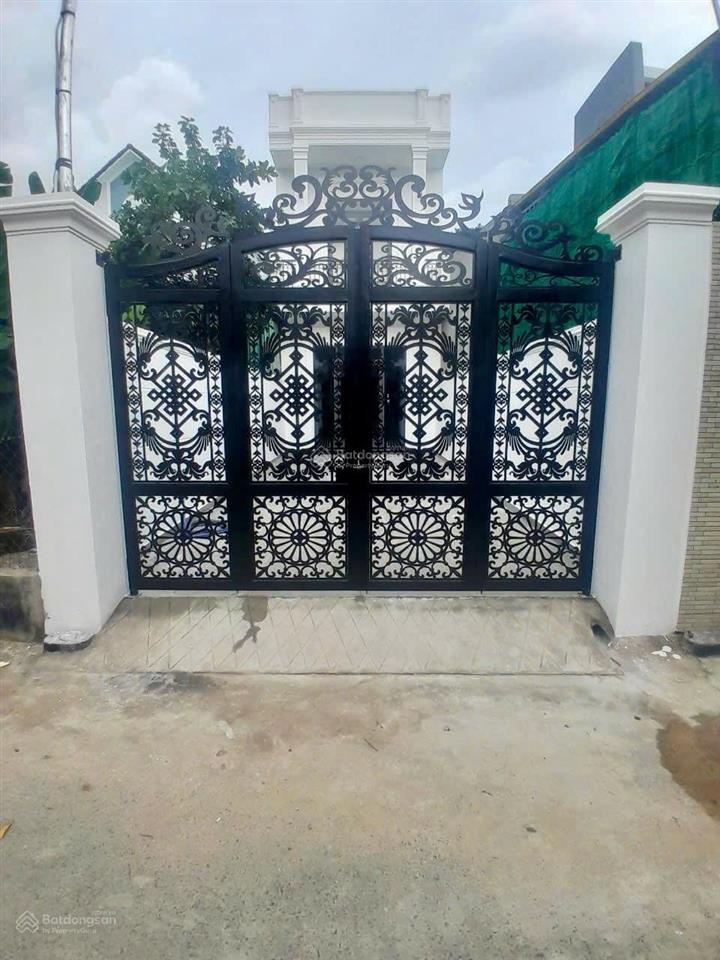 Nhà trệt lầu phú hoà mới đẹp (phường phú lợitp.hcm) đường nhựa oto thông gần ntmk vào 200m đẹp