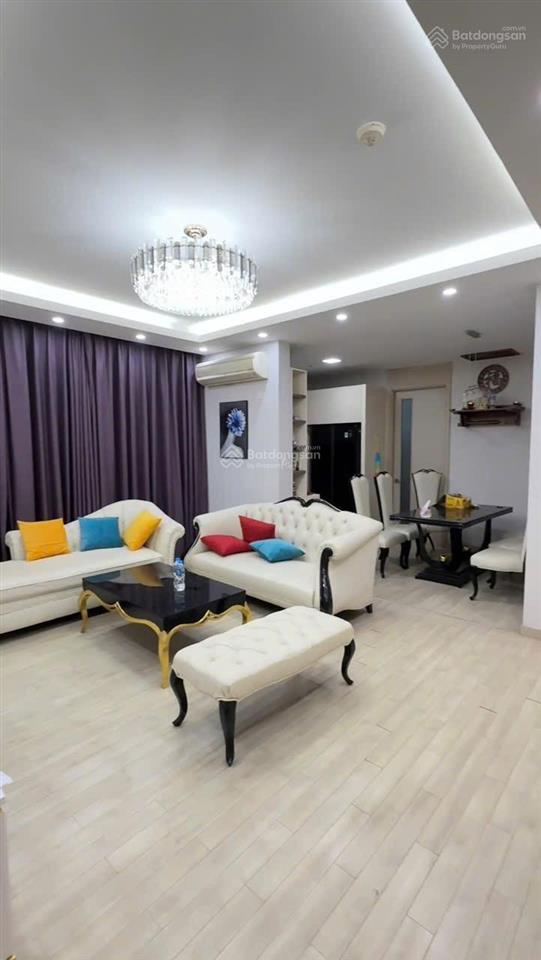 Gia đình cần bán chcc cc huyndai hillstate. giá 6.6 tỷ vnđ | 103m2 | 2pn | 2wc | full nội thất