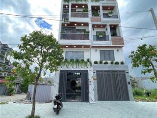 Bán nhà phố cao cấp trung tâm phường thạnh lộc gần hà huy giáp  cao đẳng điện lực  mặt tiền đẹp