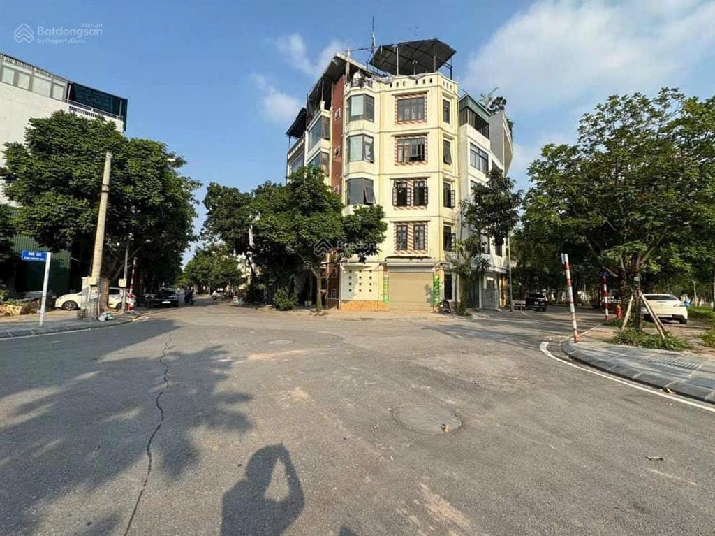 Bán đất khu đấu giá tđc xóm lò, thượng thanh, dt 85m² mt 5 m đỉnh cao mặt đường 40m đang thi công