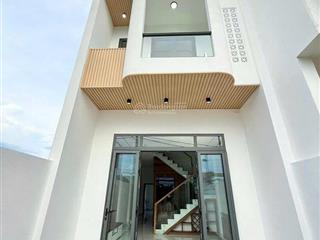 Cần bán gấp nhà sổ riêng với 750triệu  gần ubnd tân hạnh tp. biên hoà, 0973 131 ***