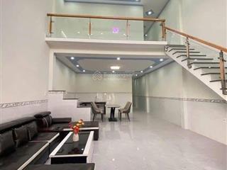 Cần tiền bán gấp căn nhà 599 triệu, ko phát sinh đồng nào, thổ cư 100%, gần cty changsin thạnh phú