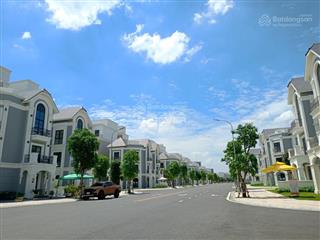 Chủ bán nhanh nhà phố manhattan glory vinhomes q9 sổ sẵn, view công viên, giá chỉ 20.7 tỷ