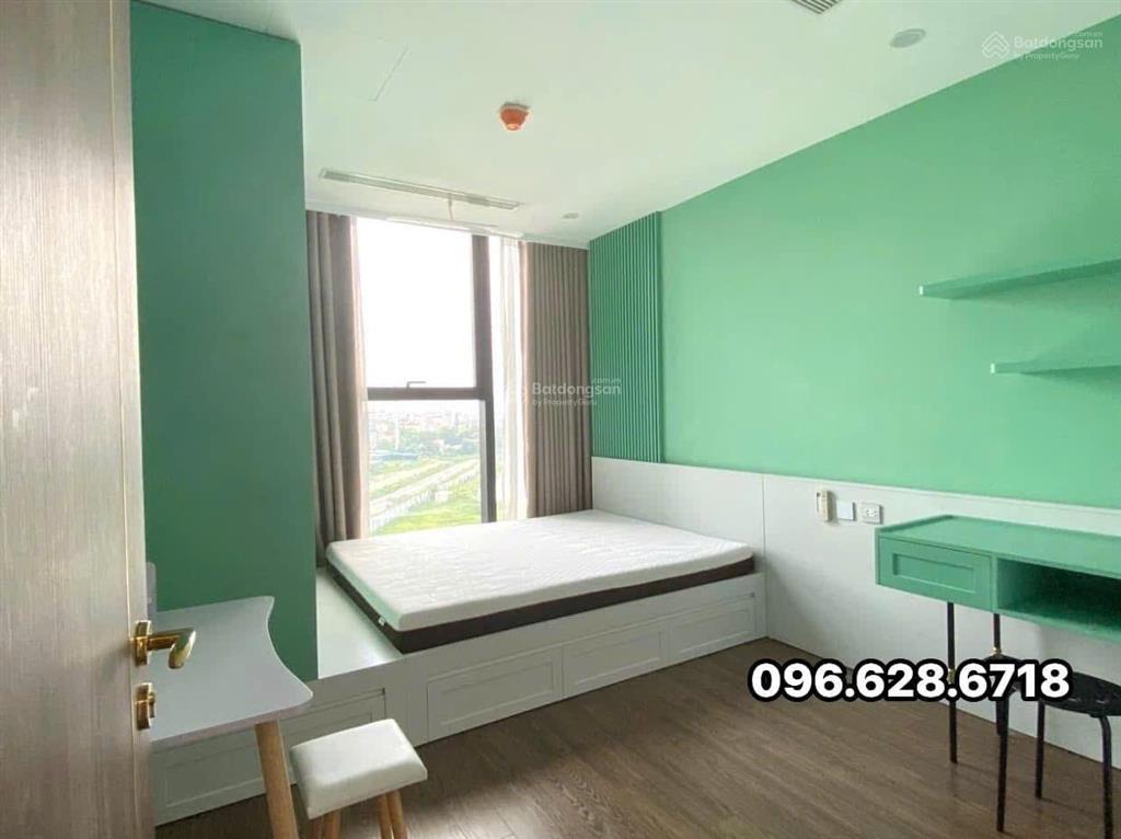 Cần bán căn 3pn/104m2 sunshine city như ảnh, view cầu nhật tân  11.7 tỷ, có sổ.  0966 286 ***
