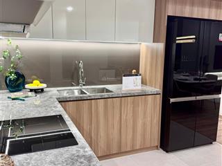 Bán gấp căn góc 3pn 84m2 tầng 16 view pháo hoa masteri era landmark giá chỉ 5,95 tỷ