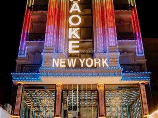 Bán tòa nhà karaoke new york  buổi tượng giải trí q.gò vấp  12x55m  doanh thu 500 triệu/th