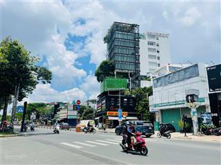 Giãm 29 tỷ còn 23.5 tỷ, siêu phẩm mặt tiền đường cmt8  quận tân bình, diện tích 4.5x17m, 3 lầu