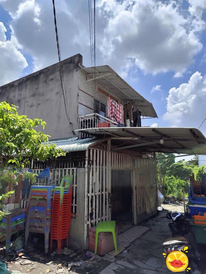 Nhà 1 trệt, 1 lầu 50m2 sát bệnh viện bình chánh