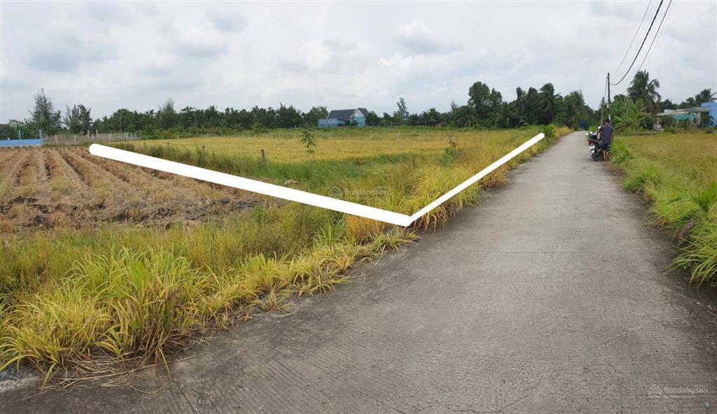 Đất vườn 1350m2 đường xe tải xã tân nhựt, bình chánh