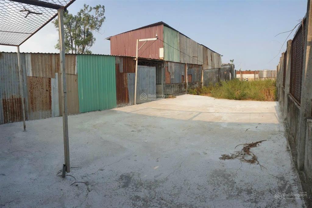 Nhà vườn 420m2, đường xe hơi, thị trấn tân túc, bình chánh