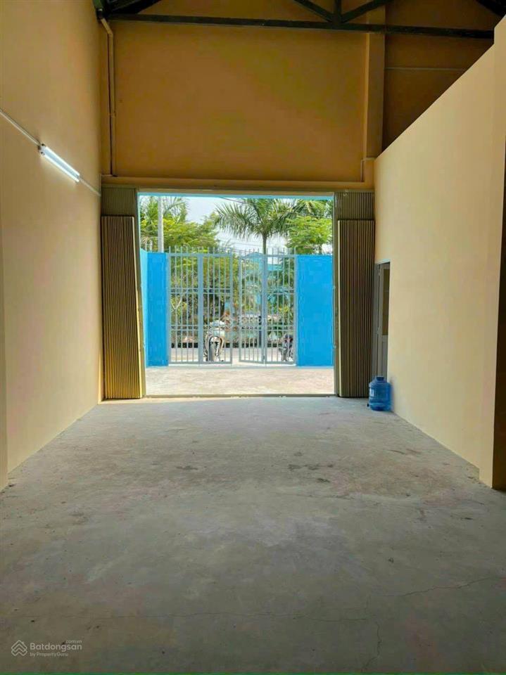 Kho 149m2 mặt tiền đường t7 xe tải vi vu, sổ riêng hoàn công