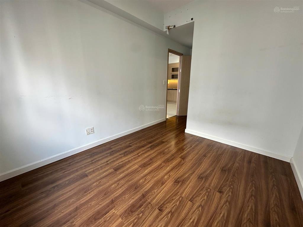 Chính chủ bán căn hộ 2pn2wc  sổ hồng  có cho vay