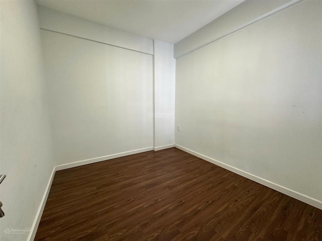 Chính chủ bán căn hộ 2pn2wc  sổ hồng  có cho vay