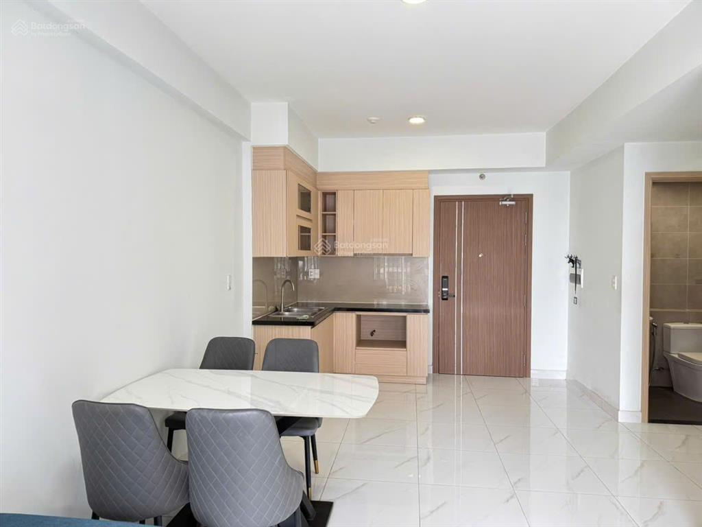 Chính chủ bán gấp căn hộ  2pn | 2wc  3.200 tỷ  sổ hồng sẵn