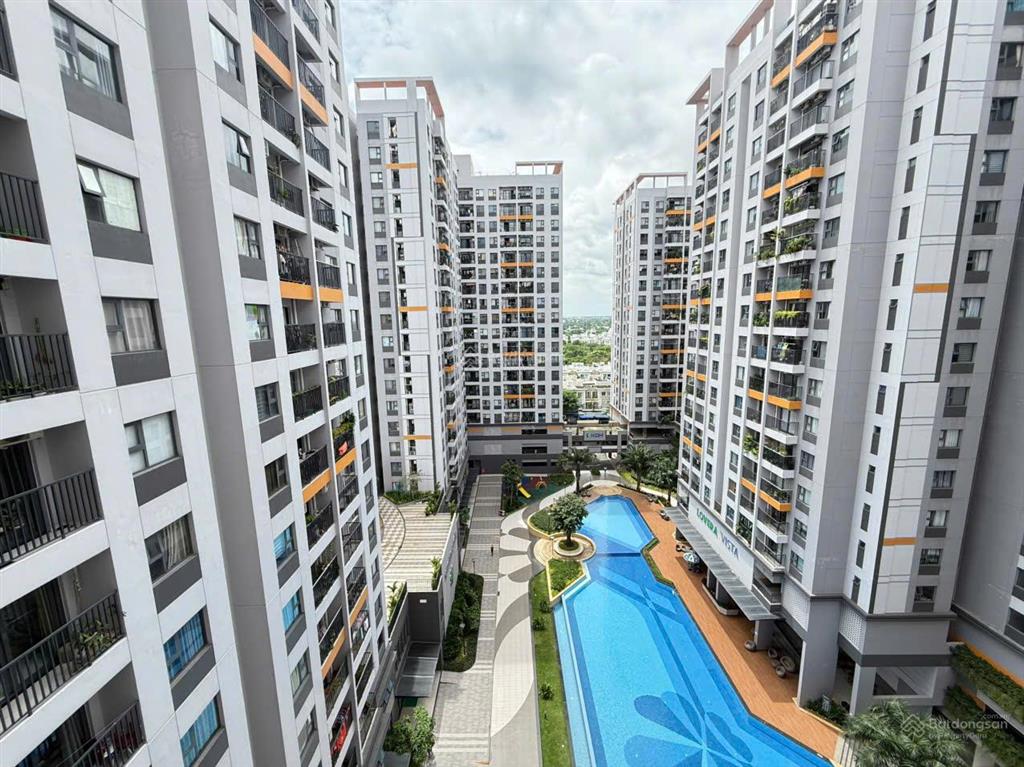 Chính chủ bán gấp căn hộ  2pn | 2wc  3.200 tỷ  sổ hồng sẵn