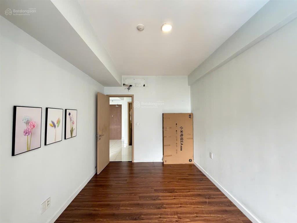 Chính chủ bán gấp căn hộ  2pn | 2wc  3.200 tỷ  sổ hồng sẵn