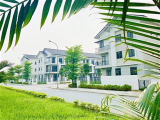 Bán 1 căn shophouse duy nhất, 100m2, giá thỏa thuận. tại centa riverside.