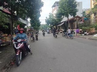 Cc gửi bán 2 lô liền nhau khu giãn dân đình tổ lệ chi lk5 nhìn vườn hoa giá rẻ hơn các lô bên cạnh.