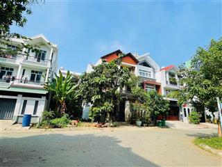 Nền nhà phố 140m2 (7x20m) liền kề global city rẻ nhất kdc nam long. giá chỉ 11,2 tỷ tl. hỗ trợ vay