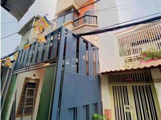 Chỉ 2 tỷ 9 có ngay nhà 3 tầng - hẻm 3m - Quận 8 gần cầu Chà Và Lh 0906380892
