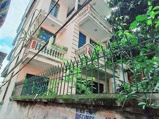 Nhà Đẹp sát Hồ Tây– 96m²– 4 tầng Lô Góc– Ô Tô đỗ cửa- Ở sướng hoặc Kinh Doanh- 32 tỷ