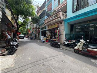 Phân lô phố Nguyễn Văn Huyên, Cầu Giâý. Gara ô tô, Kinh Doanh, Vị trí đẹp hiếm. 55m2 - 20.5 tỷ