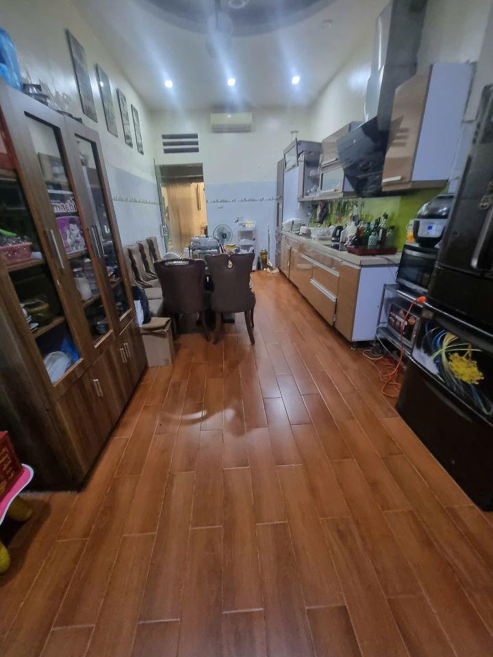 Bán nhà phố Phùng Chí Kiên. Phân lô, Ô tô quay đầu, gần mặt phố, kinh doanh. 88m- giá 24.5tỷ
