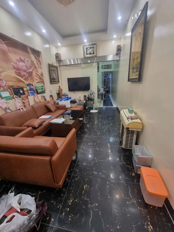 Bán nhà phố Phùng Chí Kiên. Phân lô, Ô tô quay đầu, gần mặt phố, kinh doanh. 88m- giá 24.5tỷ