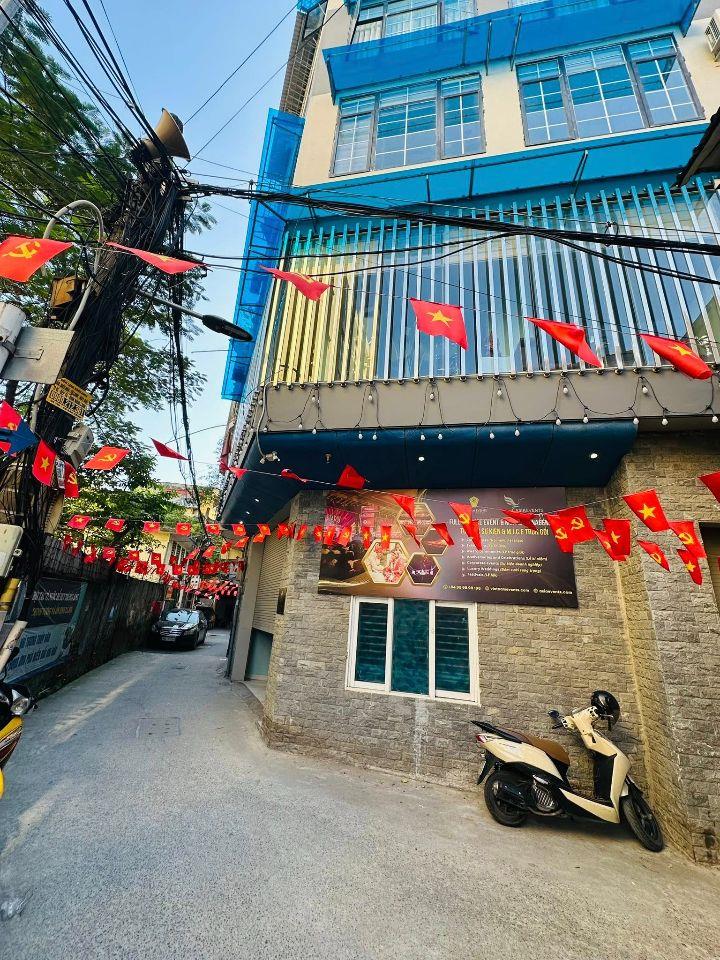 Siêu phẩm Đống Đa, An Trạch. Lô góc, Ô tô tránh, Kinh Doanh. Sổ 50m2- Rộng 6m- Gía 18.6 tỷ