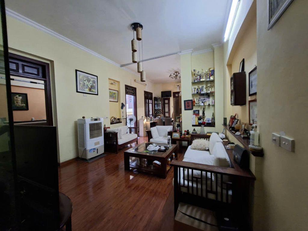 Siêu Phẩm Tây Hồ – Mặt Tiền 8.7m Hiếm Đẹp – Ngõ Ô Tô Tránh - KinhDoanh – 100m2 Giá Chỉ 30 Tỷ