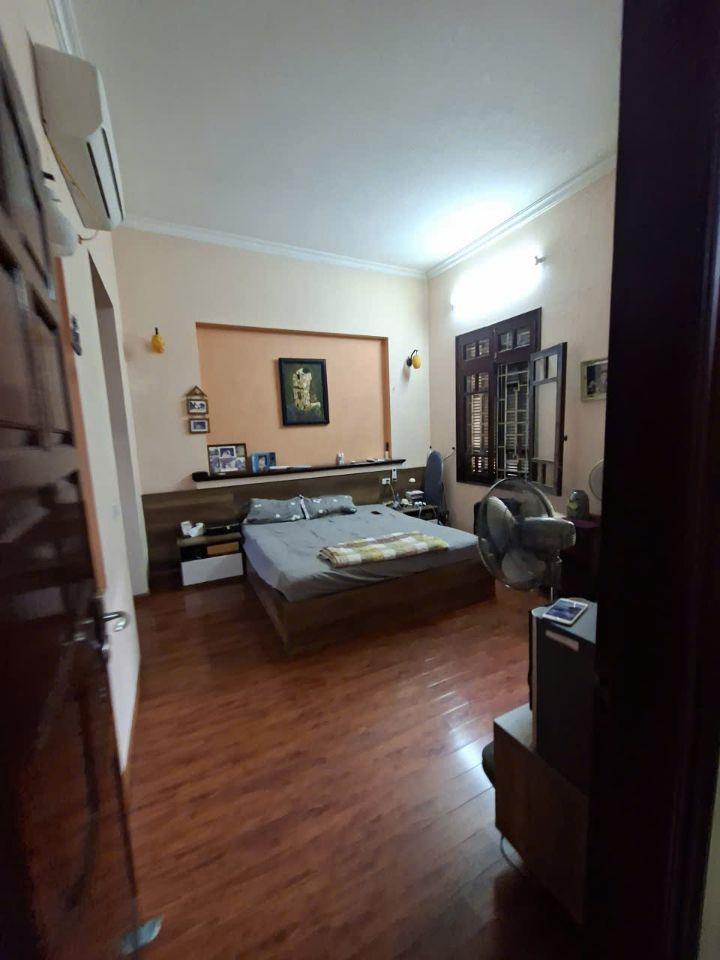 Siêu Phẩm Tây Hồ – Mặt Tiền 8.7m Hiếm Đẹp – Ngõ Ô Tô Tránh - KinhDoanh – 100m2 Giá Chỉ 30 Tỷ