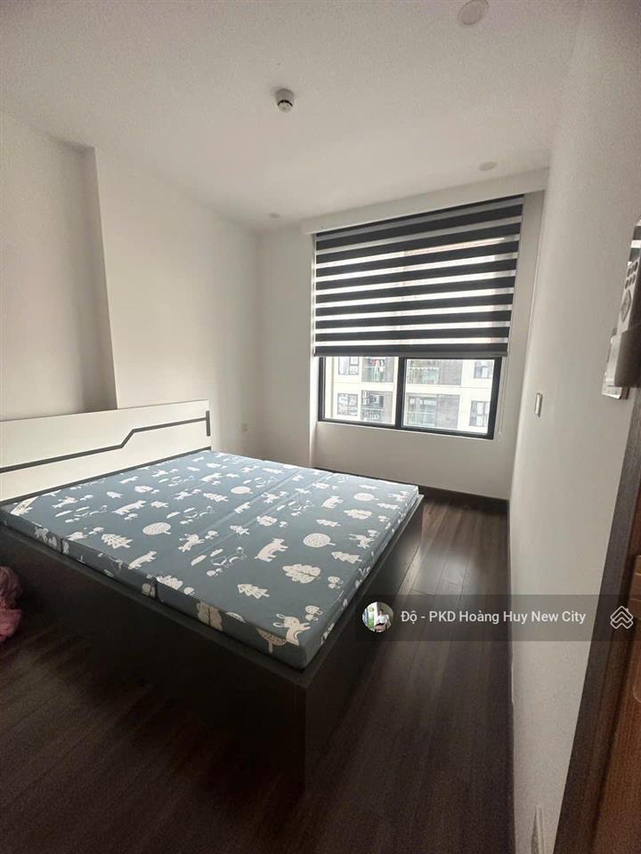 Cho thuê căn 2 phòng ngủ 1 vệ sinh tòa a lotus full nội thất có 8,5 triệu/ tháng  0528 758 ***