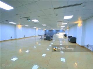 Toà vp mặt phố phùng chí kiên  hoàng quốc việt 251m2x9t. 2 thang máy. hầm rộng.hiện đại.giá 132 tỷ