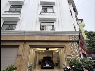 Siêu phẩm mặt phố lô góc 3 thoáng 7 tầng thang máy vỉa hè oto  125 m  35 tỷ